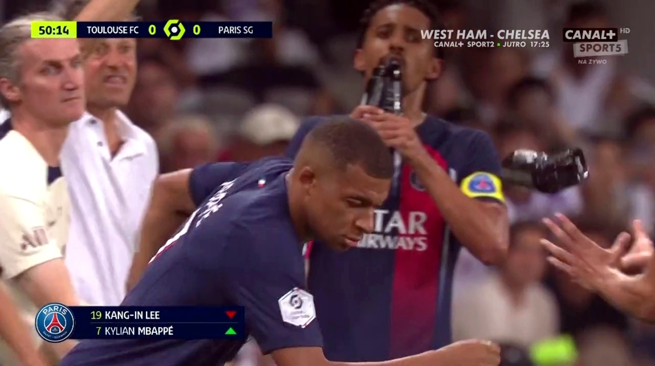 Мбаппе вышел на поле и сразу забил
