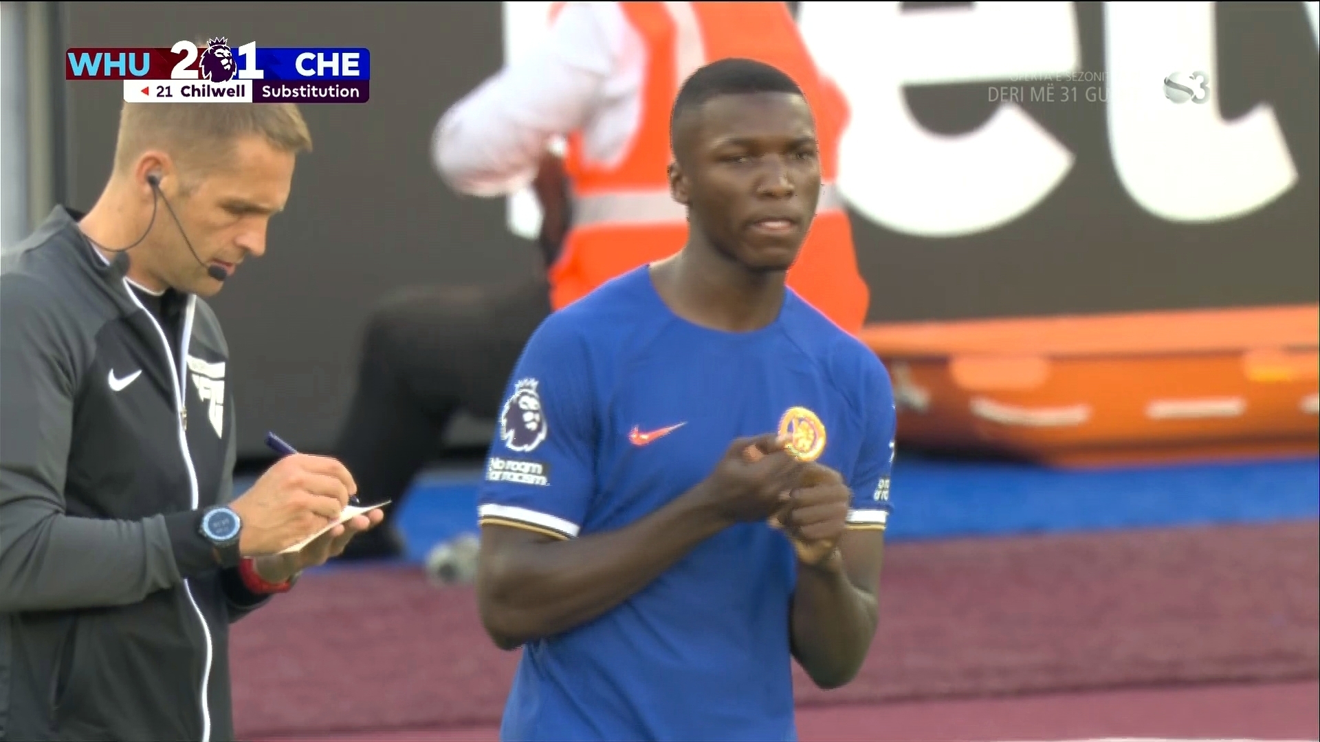 «Челси» уводит двух человек под носом у «Ливерпуля» и проигрывает