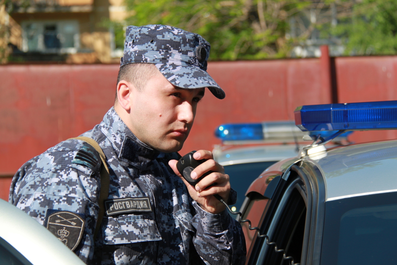 В Бердске сотрудниками вневедомственной охраны по горячим следам задержан подозреваемый в тяжком преступлении