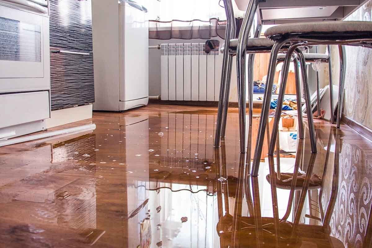 Добровольное возмещение ущерба в результате пролива квартиры. История из личного опыта