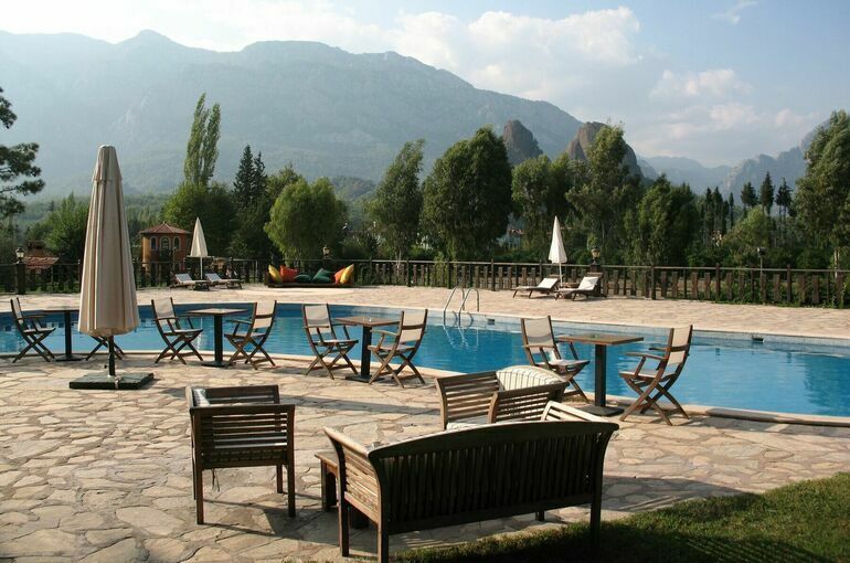 Снижение цен на туры в Турцию перед началом учебного года: аналитики OneTwoTrip делятся данными.