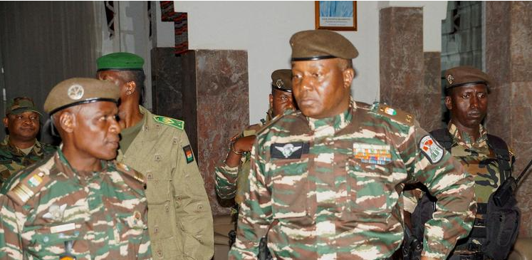 Нигер: военный режим дает французскому послу 48 часов нато, чтобы покинуть страну