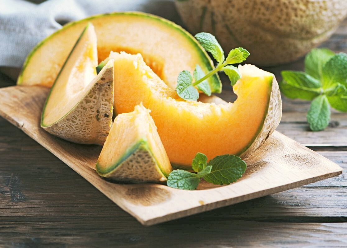 "Здоровье и польза дыни: полезные свойства и использование"