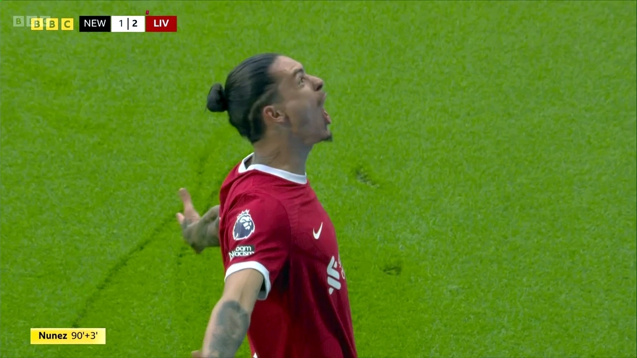 Ещё один супер-камбэк в АПЛ. Ливерпуль вдесятером одолел сорок в последнем (?) матче Салаха