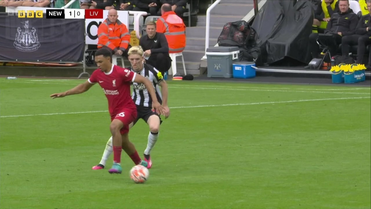 Ещё один супер-камбэк в АПЛ. Ливерпуль вдесятером одолел сорок в последнем (?) матче Салаха