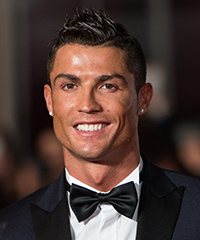 Легенда футбола пошел по следам Мавроди и создал криптопирамиду