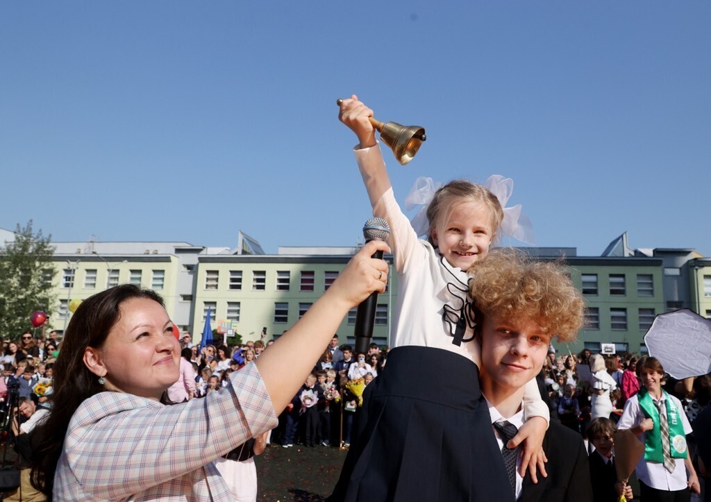 Пошли в школу в 2023 году 18 млн детей.