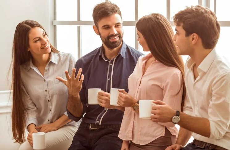 Искренний интерес к человеку: ключ к творению чудес в отношениях