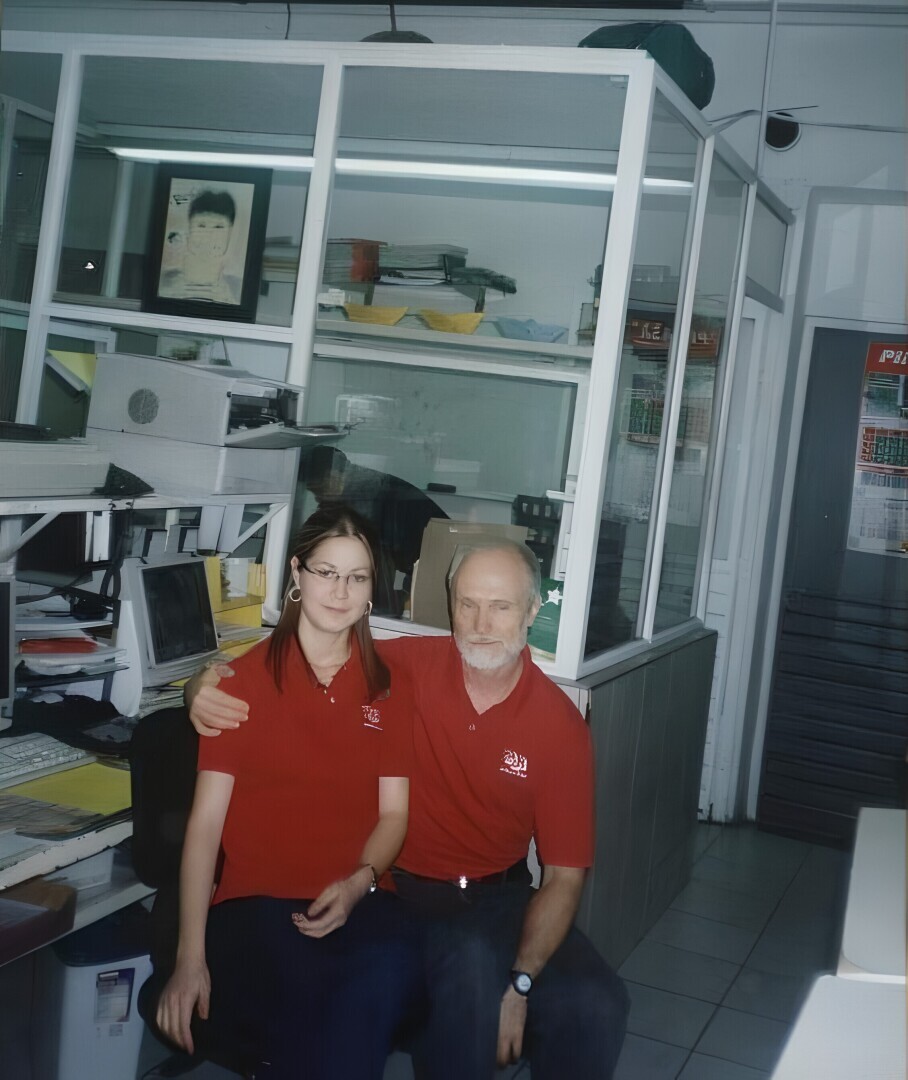 Дело было в тропиках: как я стал нелегалом, который работал вполне официально