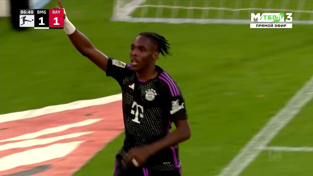 "Бавария" прошла сложное испытание в Мёнхенгладбахе