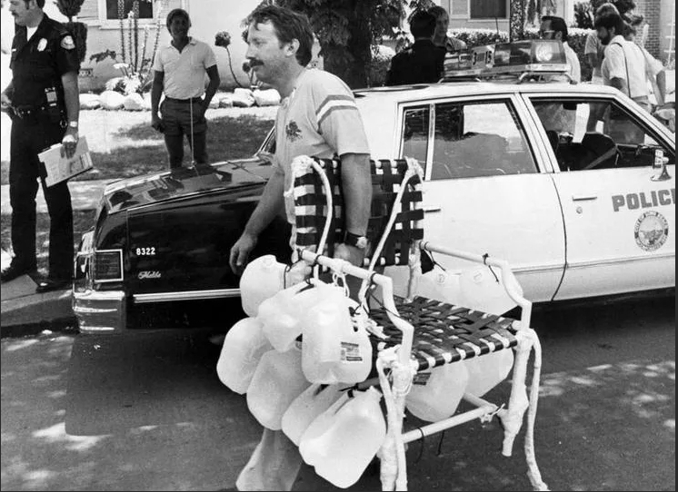 🍒Американец Ларри Уолтерс. Покоритель небес на воздушных шарах. Лауреат Премии Дарвина при жизни