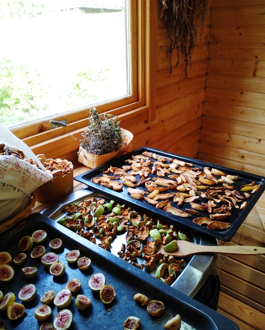 Куда девать груши, которые не скушать?