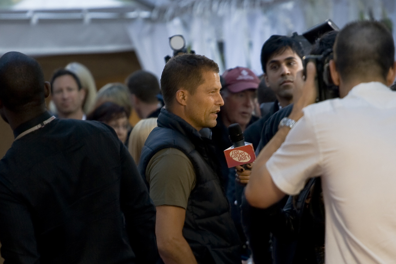 Нашел двойника Тиля Швайгера самого. Хотите узнать кто это? Ну тогда милости просим к чтению!