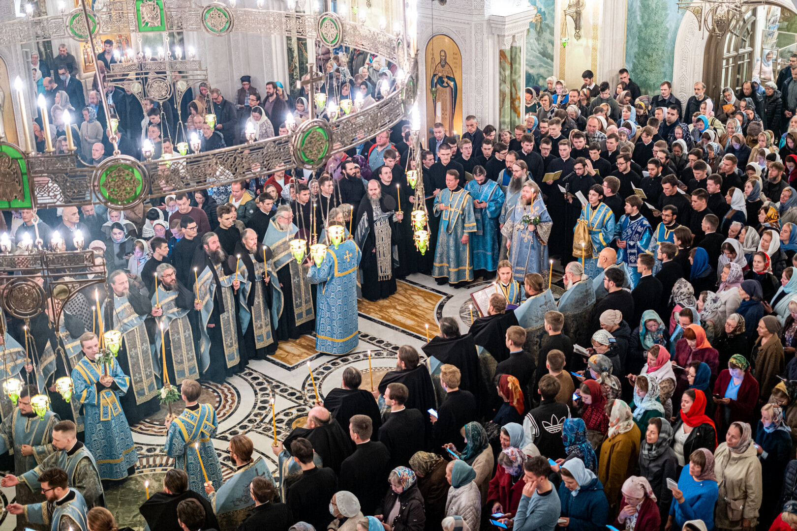 "8 сентября: Замечательное повествование о Владимирской иконе и духовных традициях"