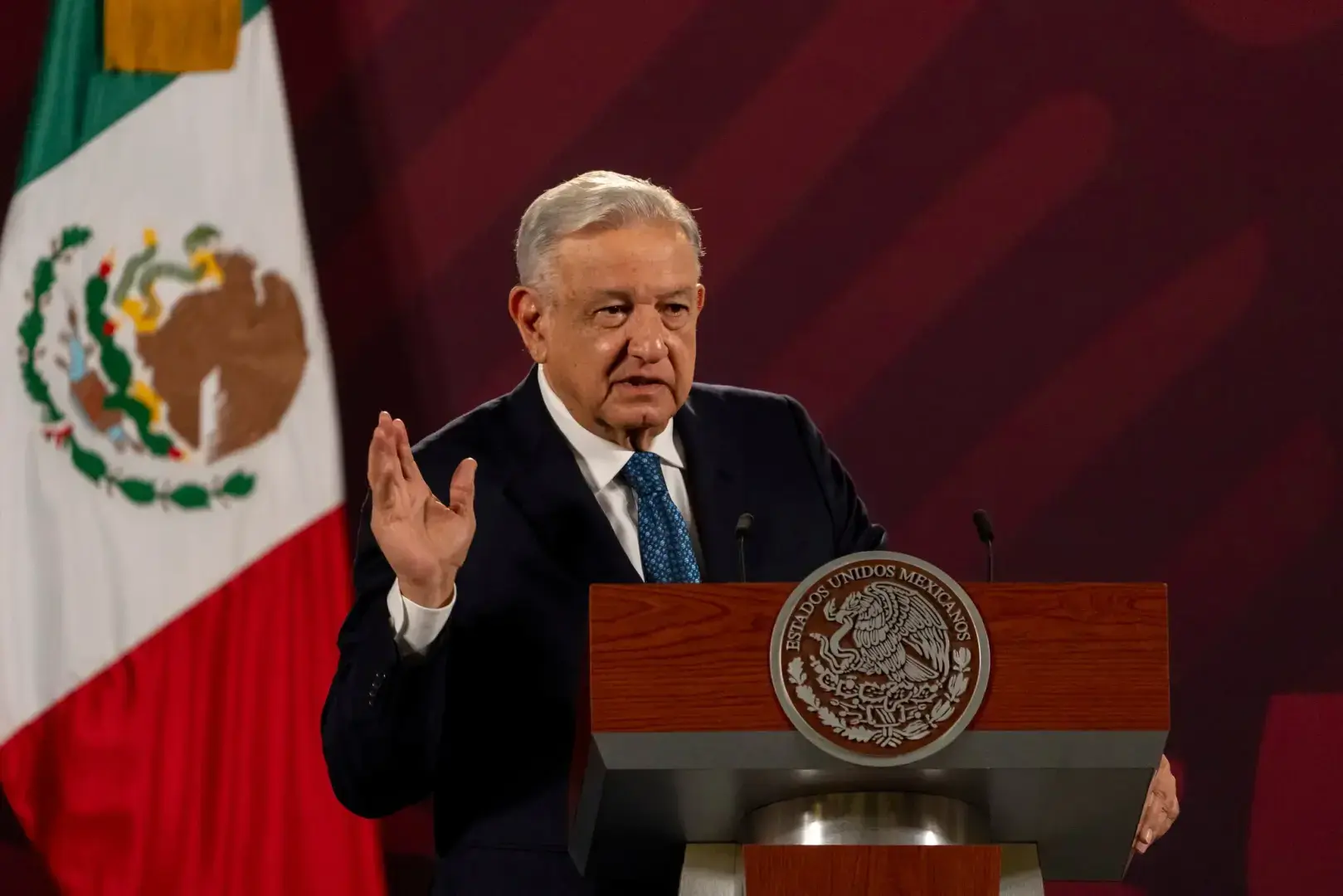 Историческое событие для Мексики, когда две женщины борются за президентское кресло