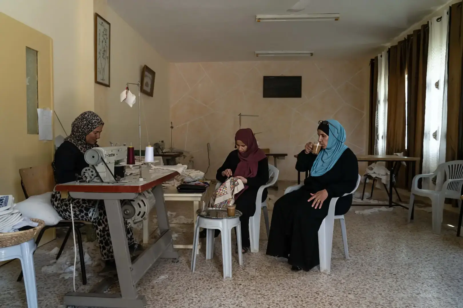 Нити самобытности в палестинском ремесле Традиционная палестинская вышивка включена в список культурного наследия ЮНЕСКО. Сейчас идет активная работа