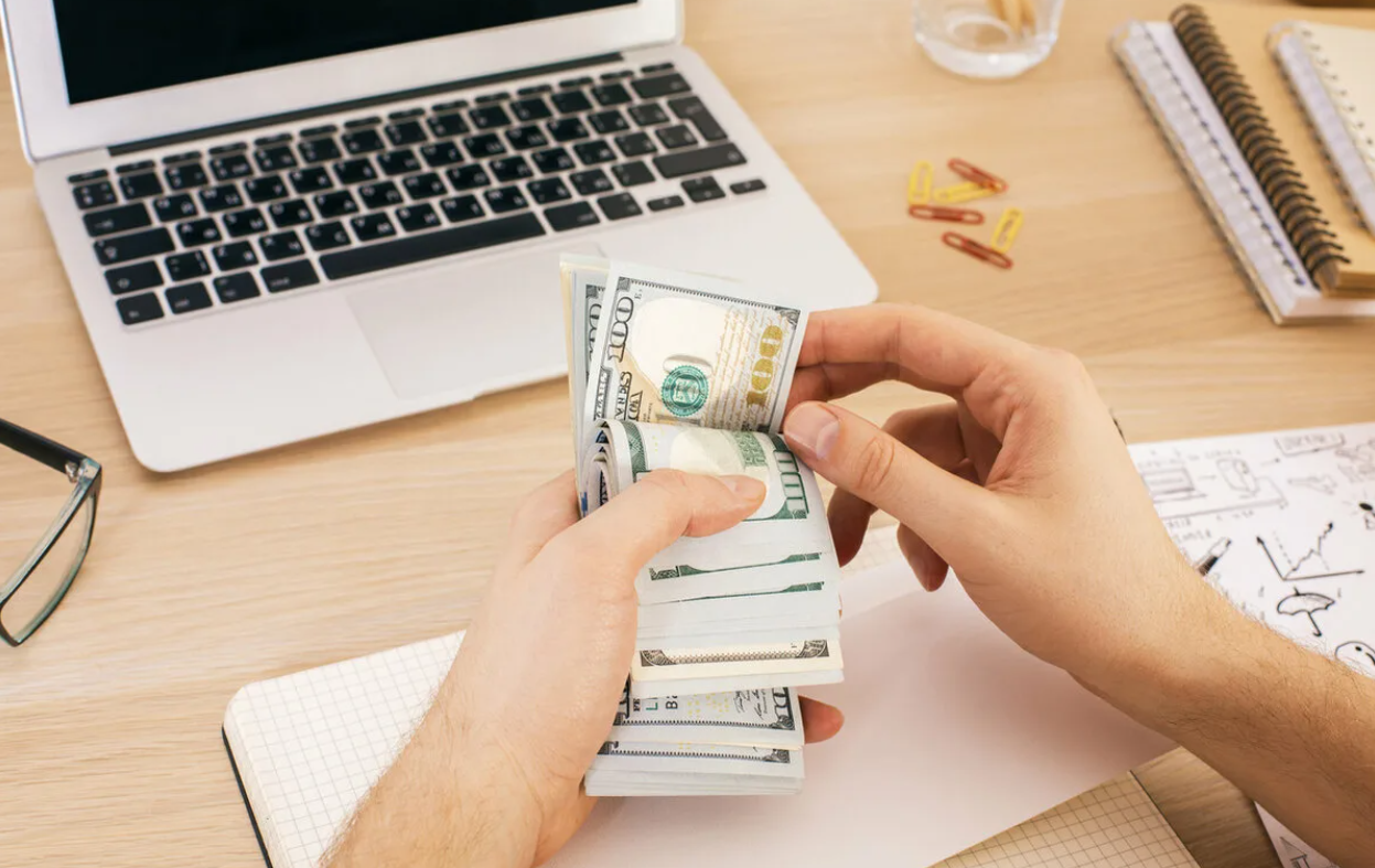 Почему я зарабатываю на этом сайте, а ты нет: разбор типовых ошибок и анализ успешных кейсов