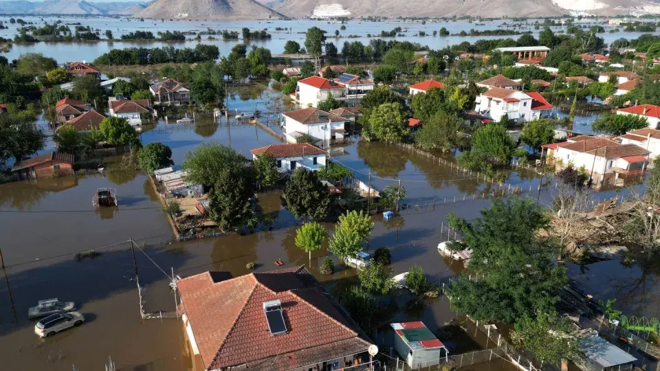 Греция: Опасность эпидемий в затопленных районах