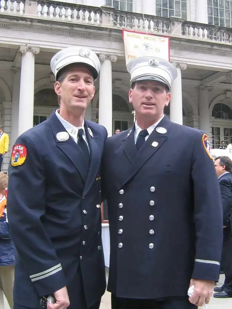 343 причины, по которым маленький городок в Ирландии скорбит по 11 сентября