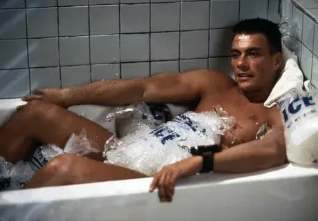 Холодный душ - это не только освежающий опыт, но и способ повысить свое общее здоровье!