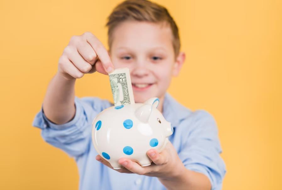 А вы платите своим детям за уборку?