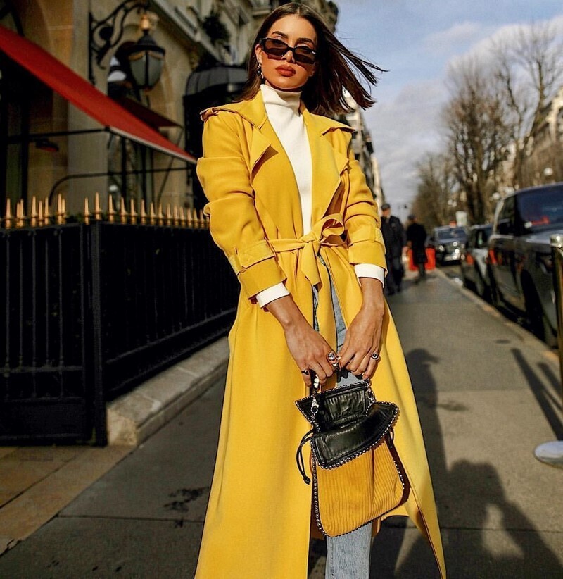 Модные тренды на эту осень 2023: "Кожа, Красный и Кружево: Осенний Шик и Стиль на 100%". Фото модных девушек. Обзор трендов (Видео).