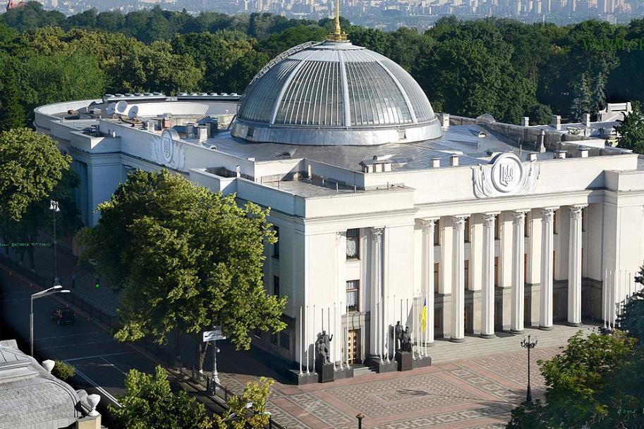 Киев готовится объявить войну России