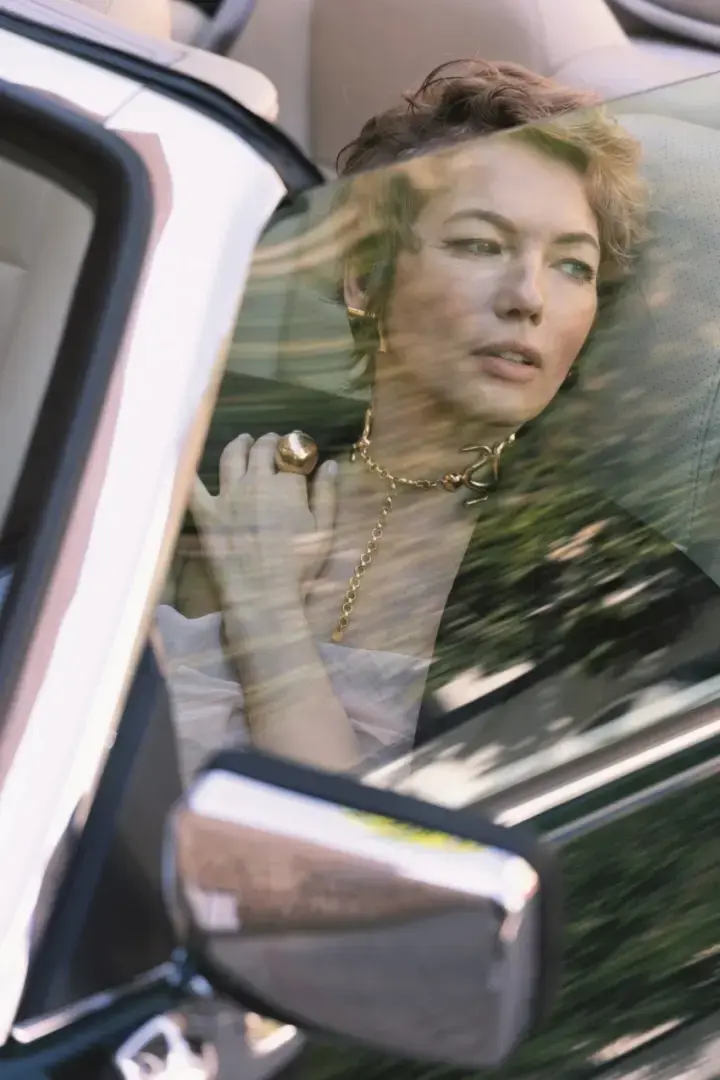 Создательница "Amorale"