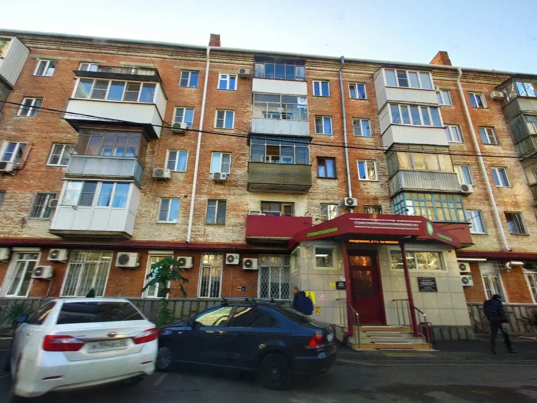 Сколько стоят квартиры в Мариуполе и кто их покупает