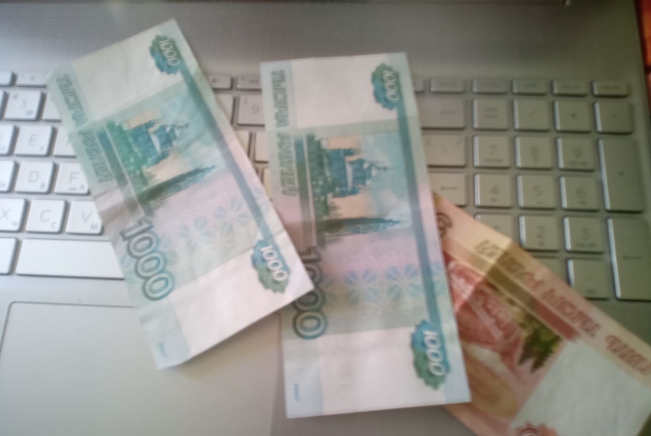 Одолели коллекторы из-за глупости родственницы — чему я научилась