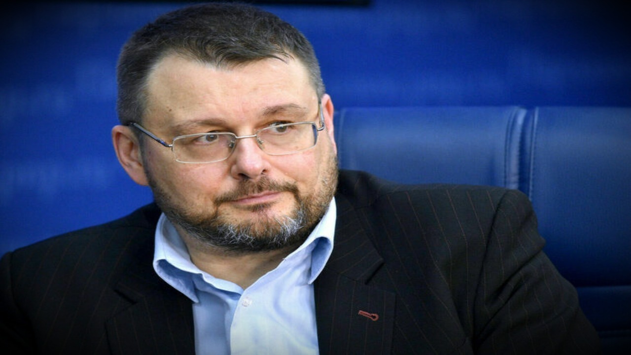 Иностранным агентам с долгами может грозить запрет на въезд!