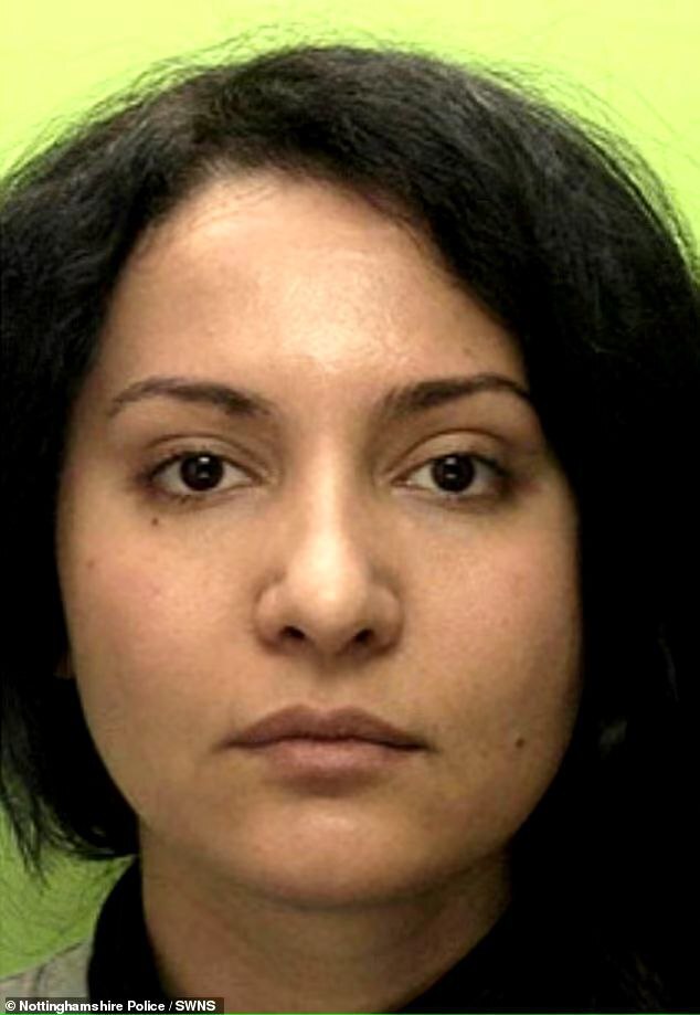 Женщина вымогатель.