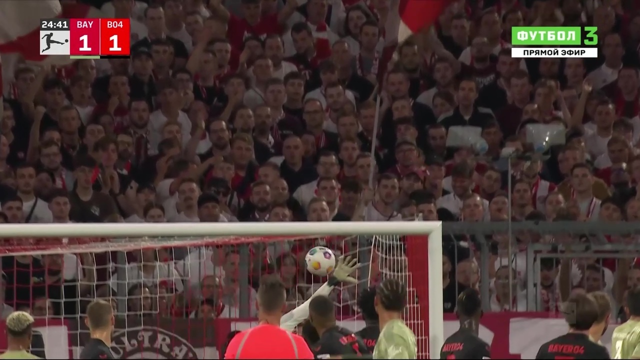 "Бавария" и "Байер" огненный матч за первое место