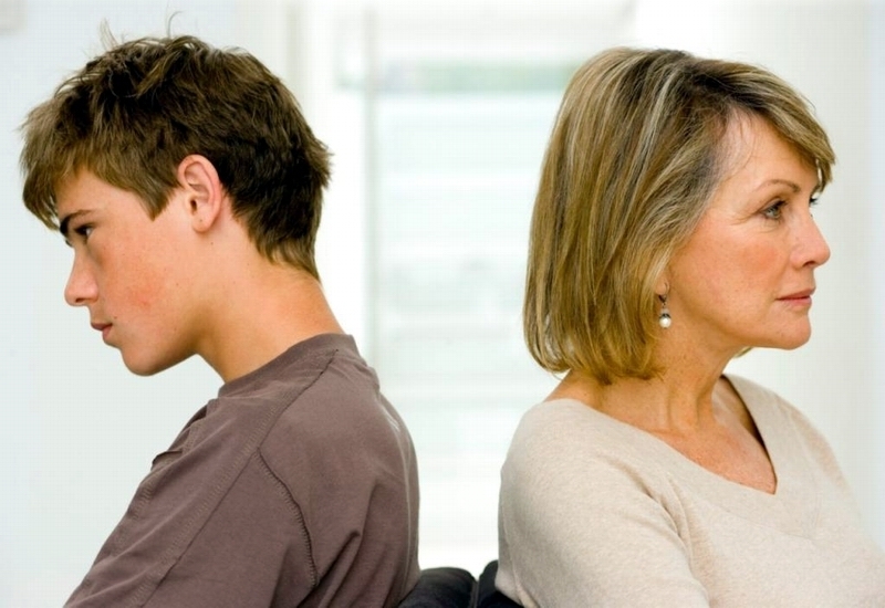 Мать и сын: сложности и разногласия. Токсичные родители и как с ними общаться