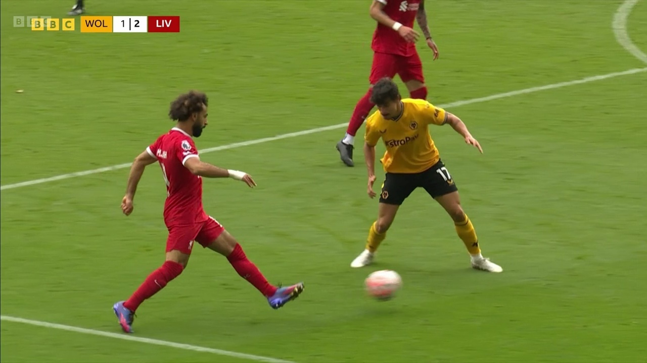 Непростой выезд «Ливерпуля» в логово к волкам