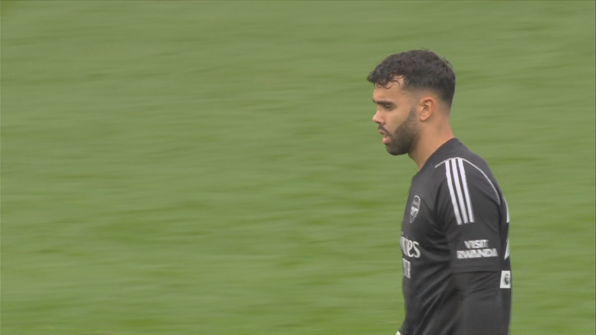 "Арсенал" с огромным трудом разобрался с аутсайдером, про "Челси" лучше вообще промолчать