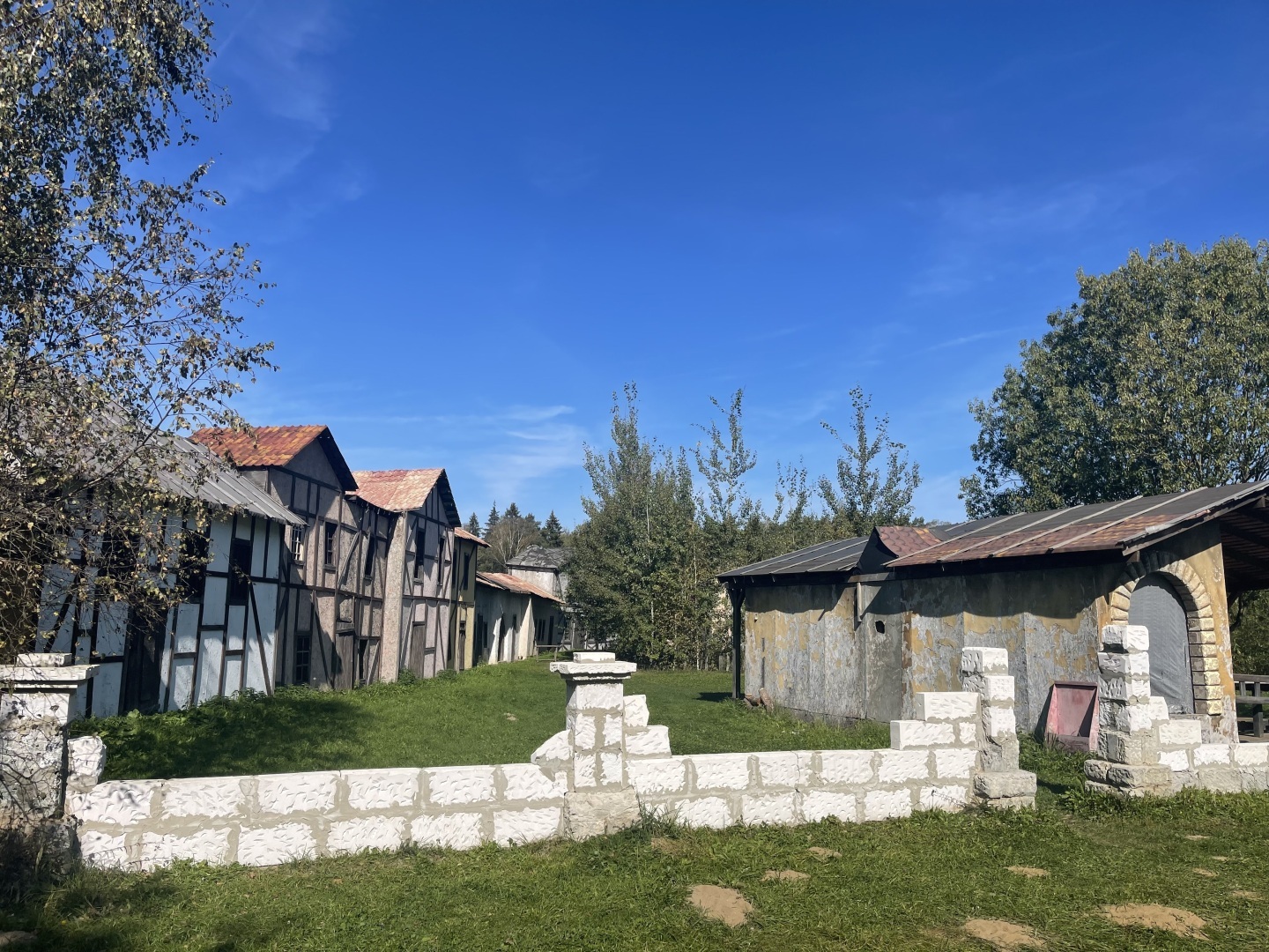 Вы хотели бы сниматься в кино? Приглашаю вас со мной на экскурсию в Киногород Пилигрим Порто в Химках: Россия