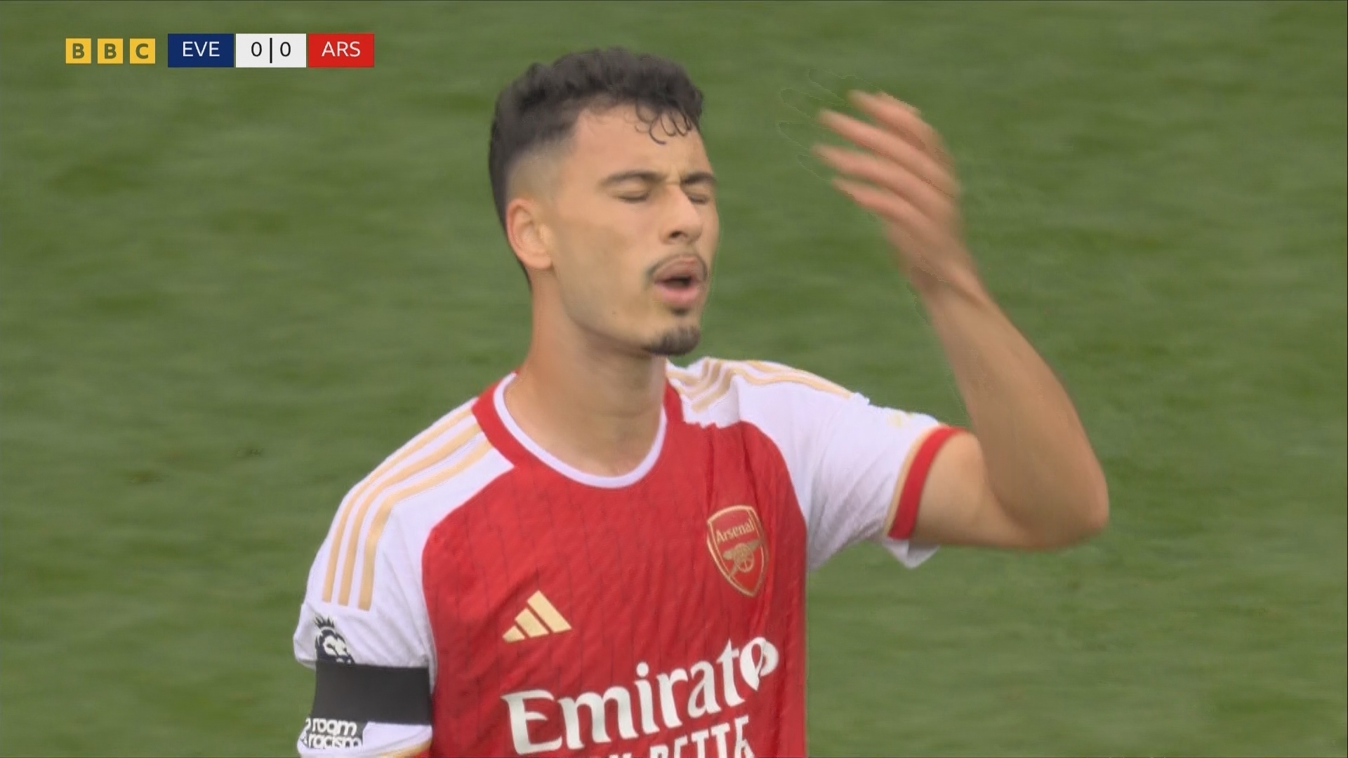 "Арсенал" с огромным трудом разобрался с аутсайдером, про "Челси" лучше вообще промолчать