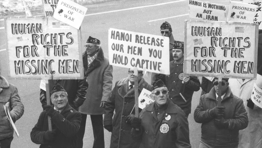 Пропавший без вести: как семьи военнослужащих, оказавшиеся в безвыходном положении, спровоцировали движение После войны во Вьетнаме семьи военнослужащ