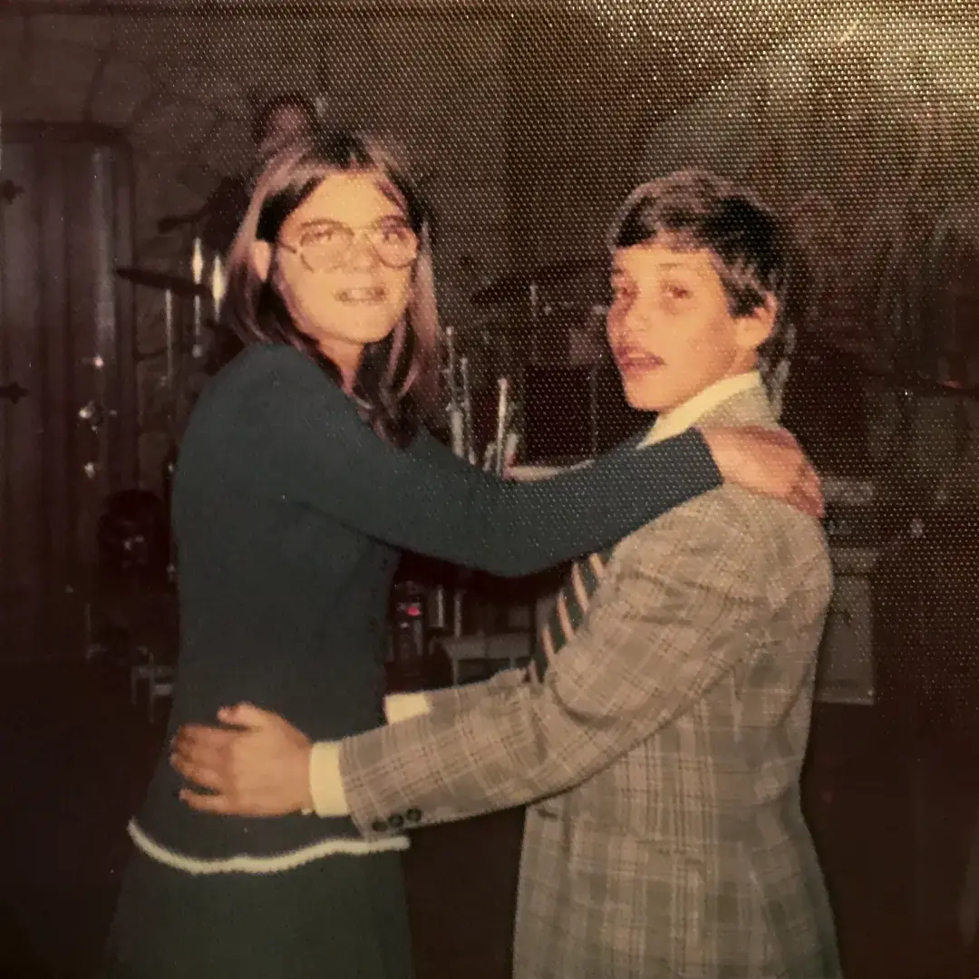 Одноклассники по детскому саду, а десятилетия спустя воссоединившиеся друзья