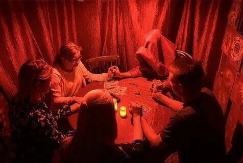 Духовная философия, основанная на уверенности возможности общения с духом умерших.