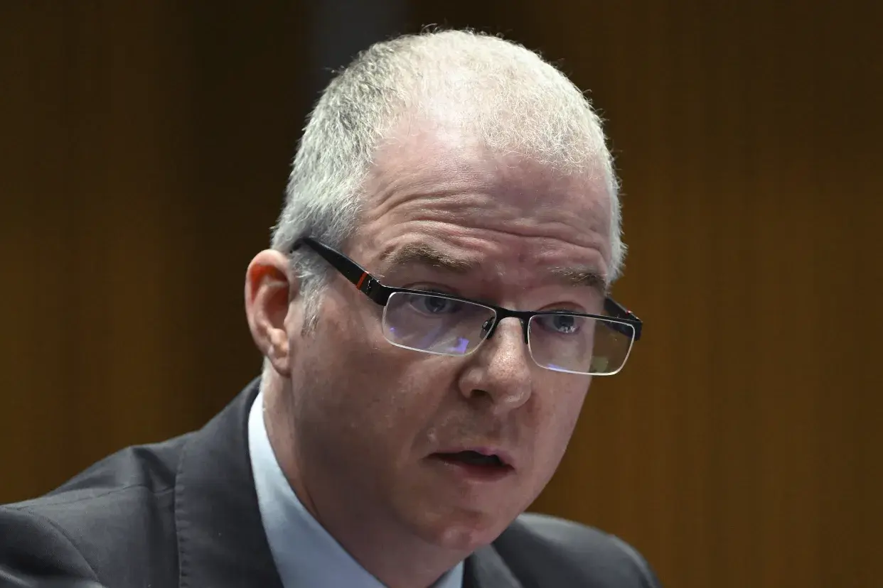 Руководитель Qatar Airways заявил, что инвазивные гинекологические обследования пассажирок больше не будут проводиться