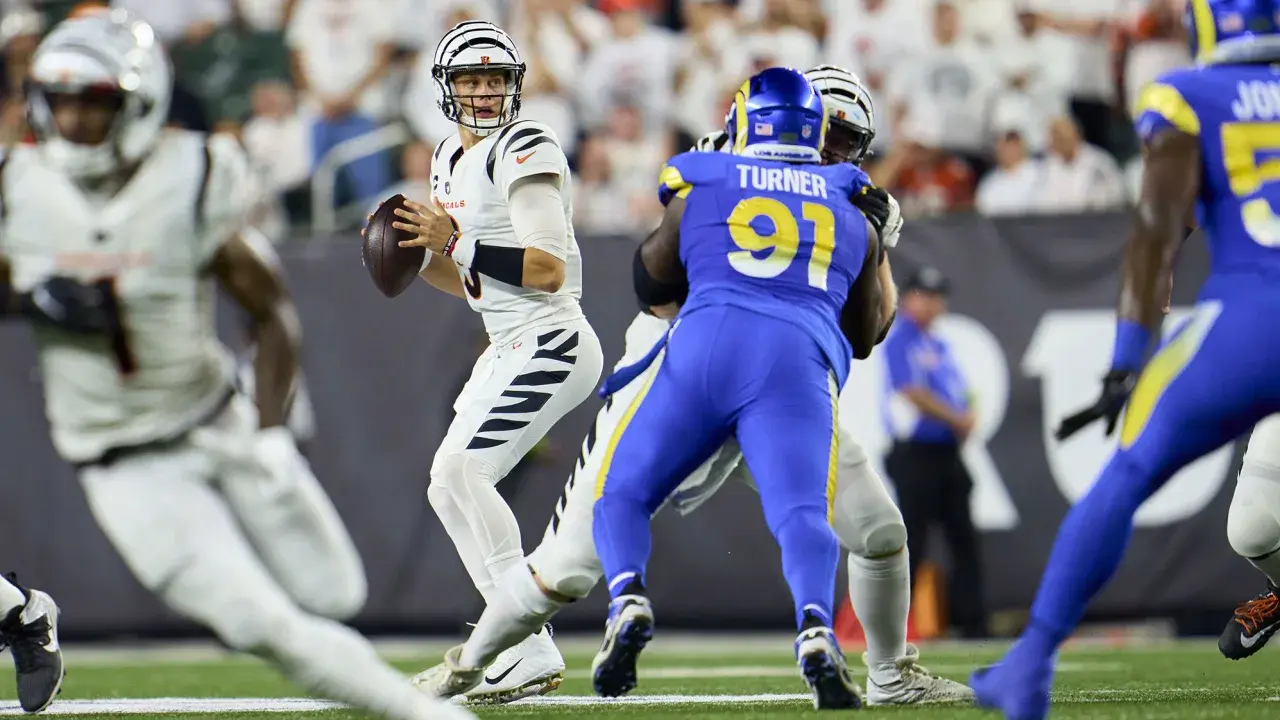 Футбол в понедельник вечером: Филадельфия Иглз осталась непобежденной, обыграв Тампа-Бэй Баккейнерс