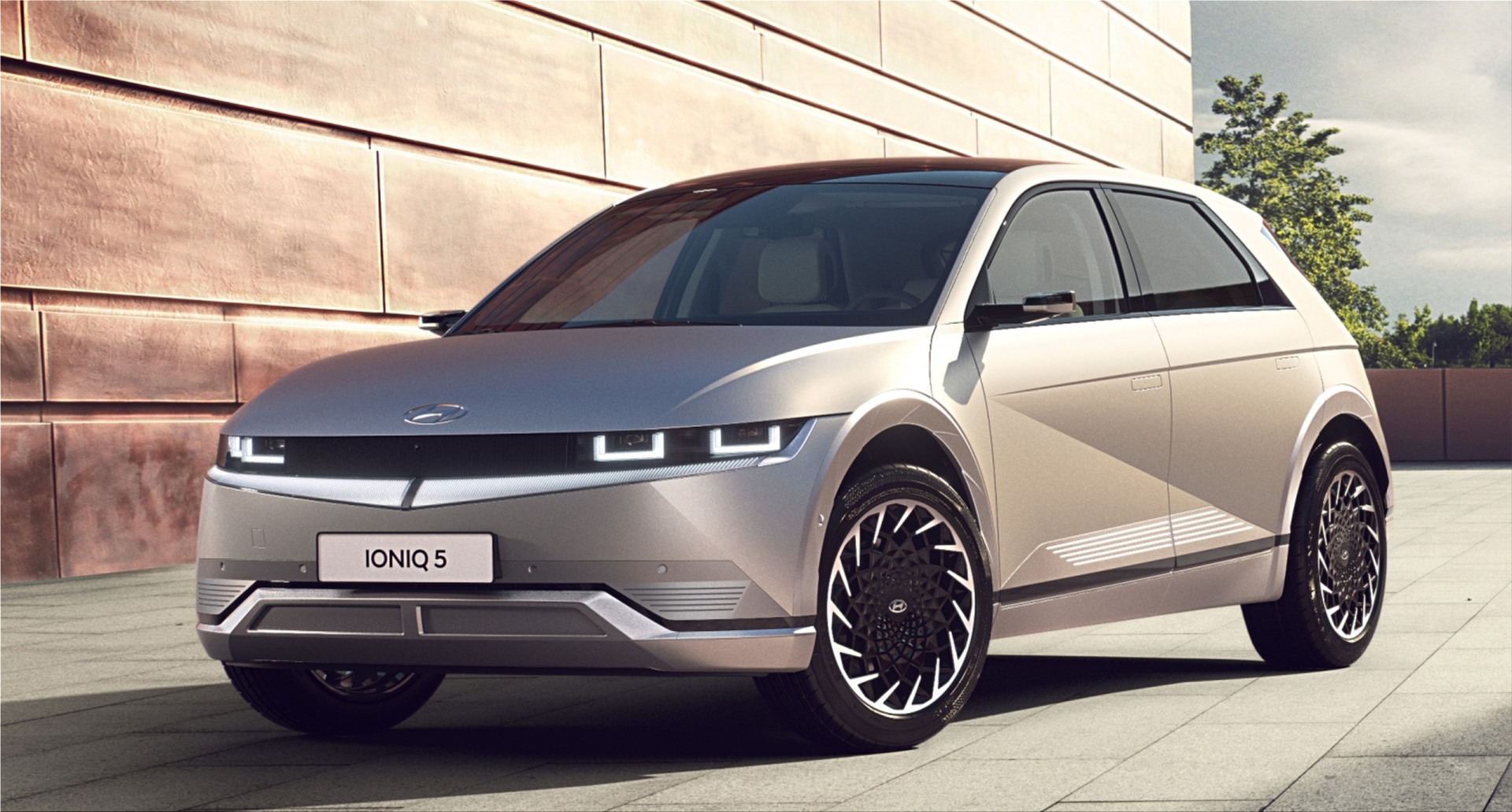 Лучший автомобиль 2023