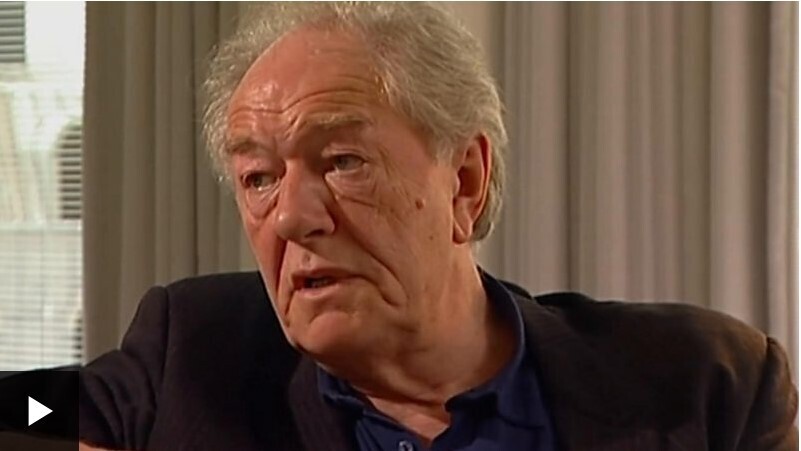 Поттер отдает дань уважения сэру Майклу Гэмбону