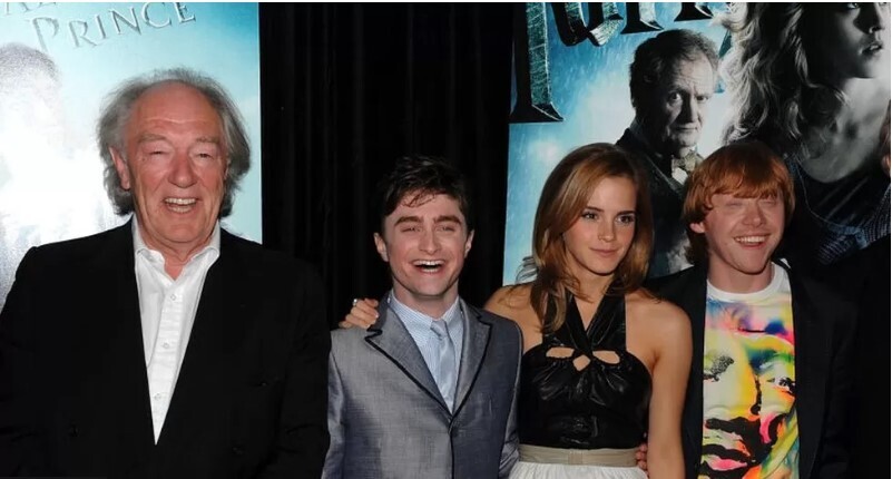 Поттер отдает дань уважения сэру Майклу Гэмбону