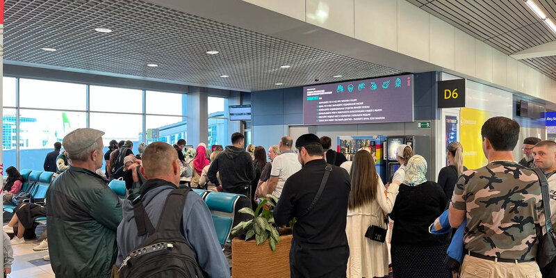 Случай задержки: Четыре рейса "Уральских авиалиний" в Домодедово