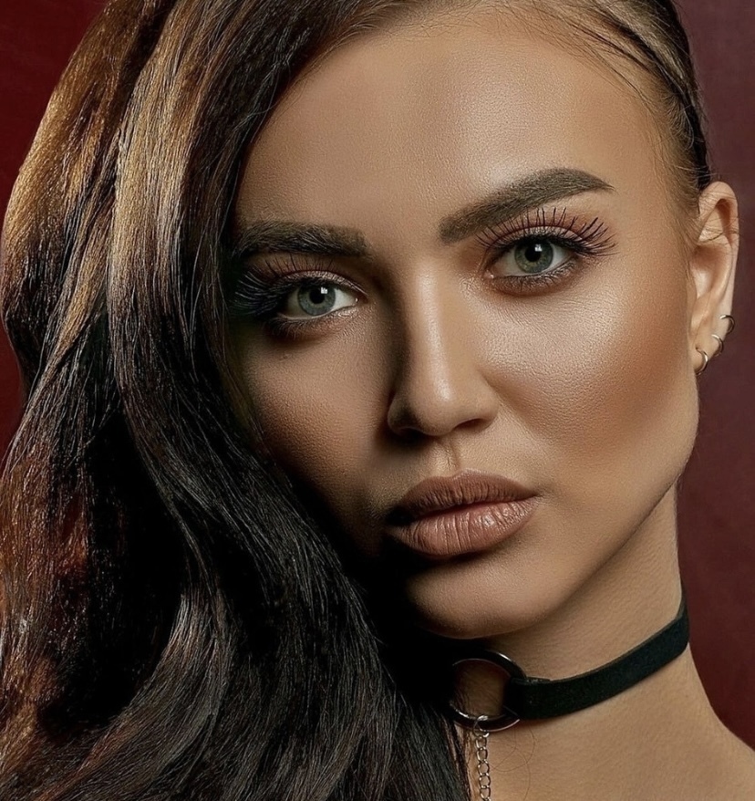 Очередной скандал в школе: блогер возмутился личной жизнью учителя из-за фотографий