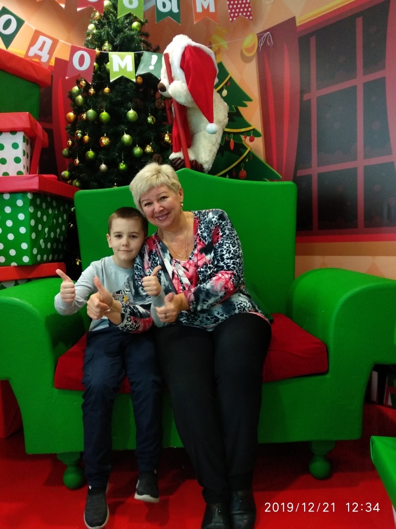 Смеялась, когда услышала вердикт от внука: «Так вот где родители деньги берут»