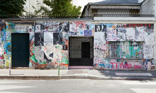 «Салон, студия, бордель»: внутри парижского дома Сержа Генсбура